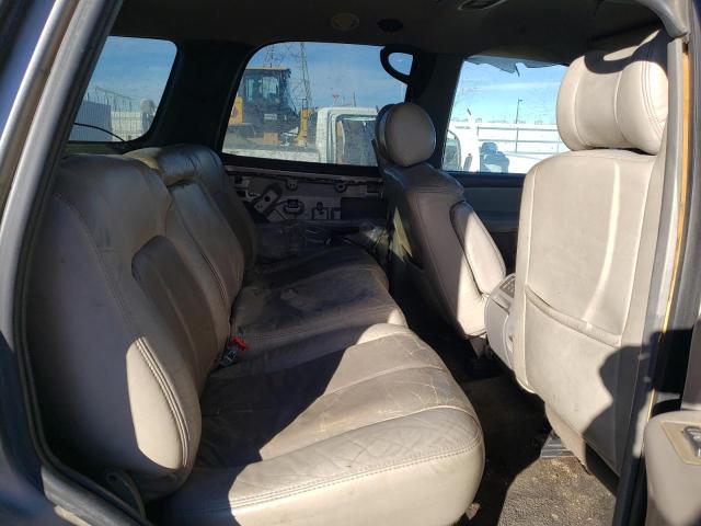 1GKEC13T9YJ159277 - 2000 GMC YUKON GOLD photo 11