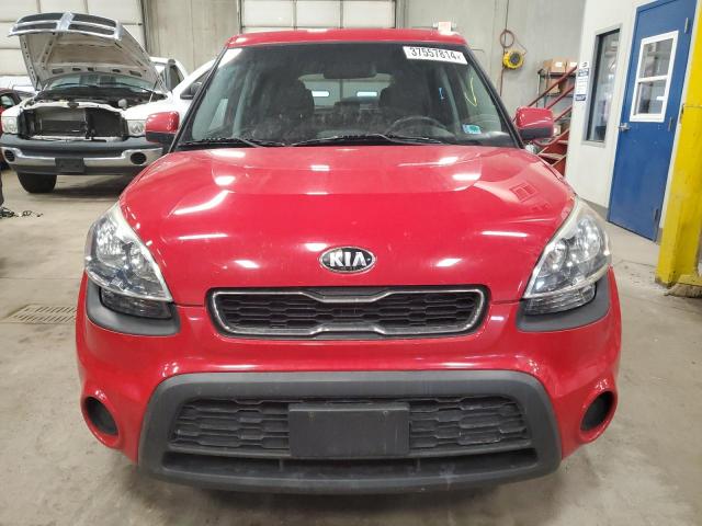 KNDJT2A5XD7623463 - 2013 KIA SOUL RED photo 5