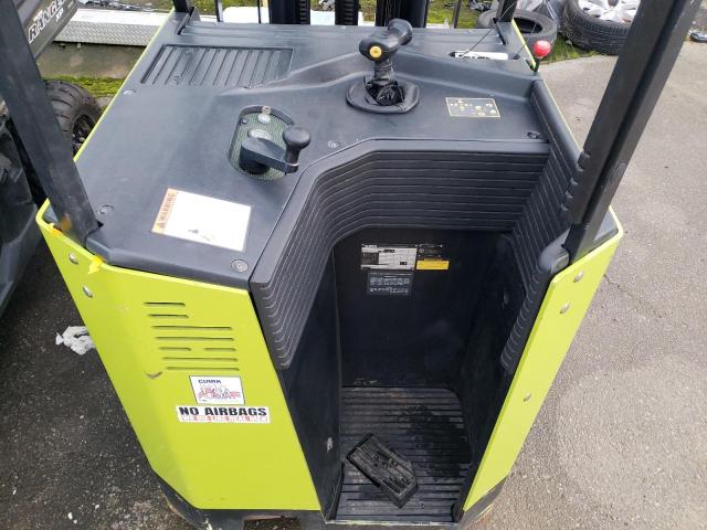 ESX25002769706FL - 2015 CLAR FORKLIFT GREEN photo 6