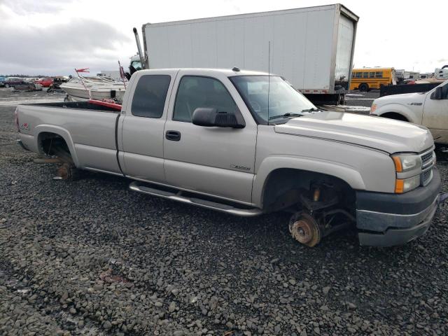 1GCHK39U55E102814 - 2005 CHEVROLET SILVERADO K3500 TAN photo 4