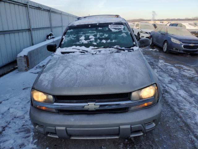 1GNDT13S022512349 - 2002 CHEVROLET TRAILBLAZE SILVER photo 5