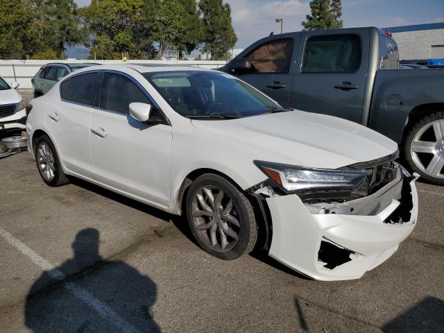 19UDE2F32KA008678 - 2019 ACURA ILX WHITE photo 4