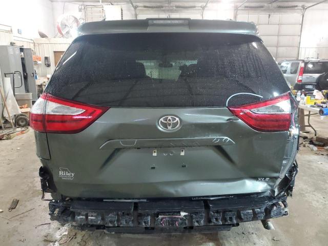 5TDYZ3DC0KS009621 - 2019 TOYOTA SIENNA XLE GREEN photo 6