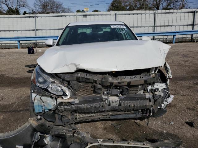 1N4BL4BV1KN303610 - 2019 NISSAN ALTIMA S WHITE photo 5