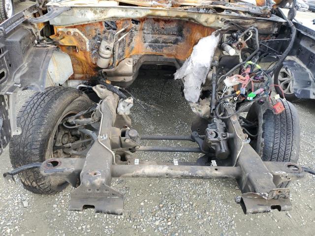 1GKEC13V44J157125 - 2004 GMC YUKON BURN photo 11