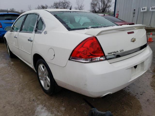 2G1WU58R079256355 - 2007 CHEVROLET IMPALA LTZ WHITE photo 2