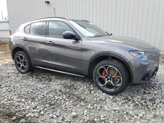 ZASPAKBN3R7D70869 - 2024 ALFA ROMEO STELVIO TI GRAY photo 4
