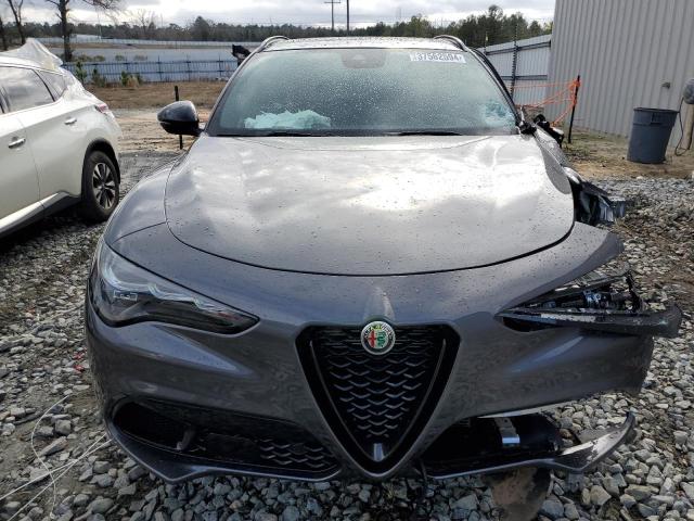 ZASPAKBN3R7D70869 - 2024 ALFA ROMEO STELVIO TI GRAY photo 5