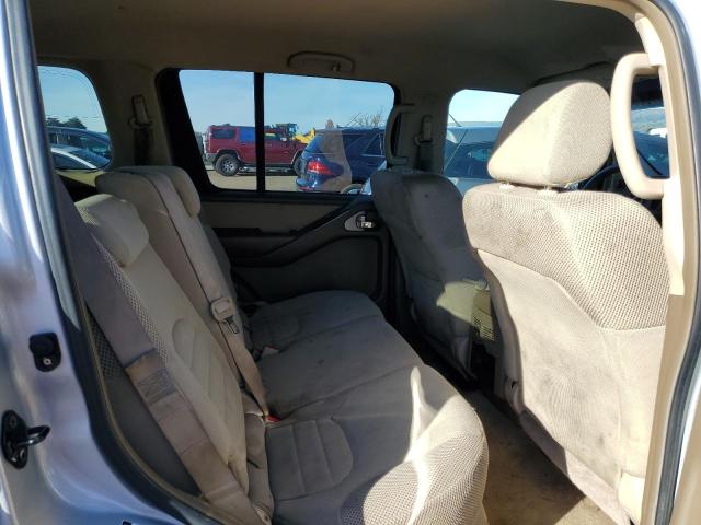 5N1AR18U96C651198 - 2006 NISSAN PATHFINDER LE SILVER photo 10