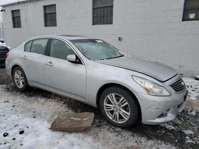 JN1CV6AR4DM763963 - 2013 INFINITI G37 SILVER photo 4