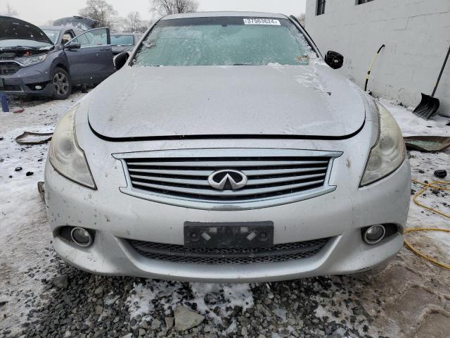 JN1CV6AR4DM763963 - 2013 INFINITI G37 SILVER photo 5