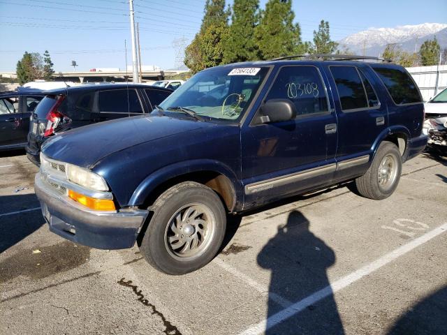 1GNCS13W1Y2391776 - 2000 CHEVROLET BLAZER BLUE photo 1