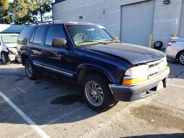 1GNCS13W1Y2391776 - 2000 CHEVROLET BLAZER BLUE photo 4