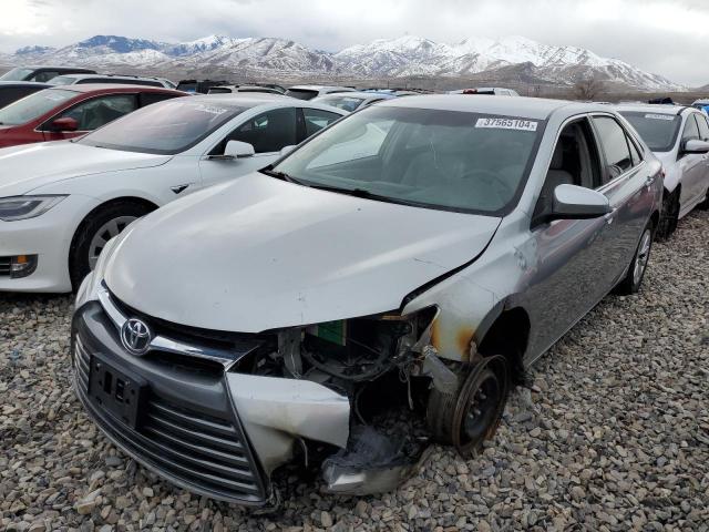 4T4BF1FK1FR454136 - 2015 TOYOTA CAMRY LE SILVER photo 1