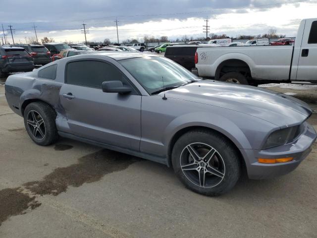 1ZVFT80N165220526 - 2006 FORD MUSTANG GRAY photo 4