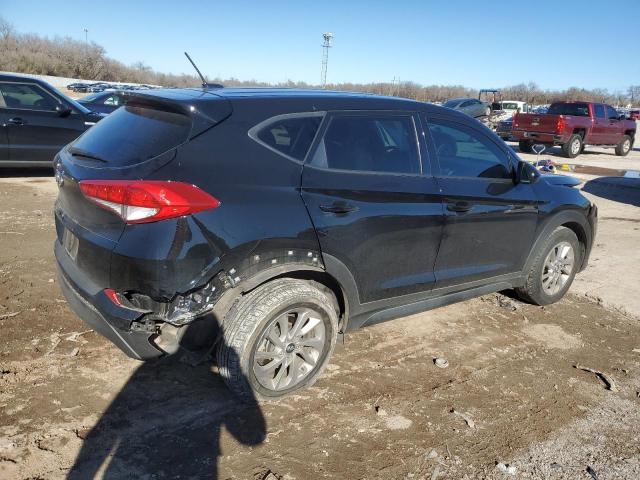 KM8J23A40HU388316 - 2017 HYUNDAI TUCSON SE BLACK photo 3