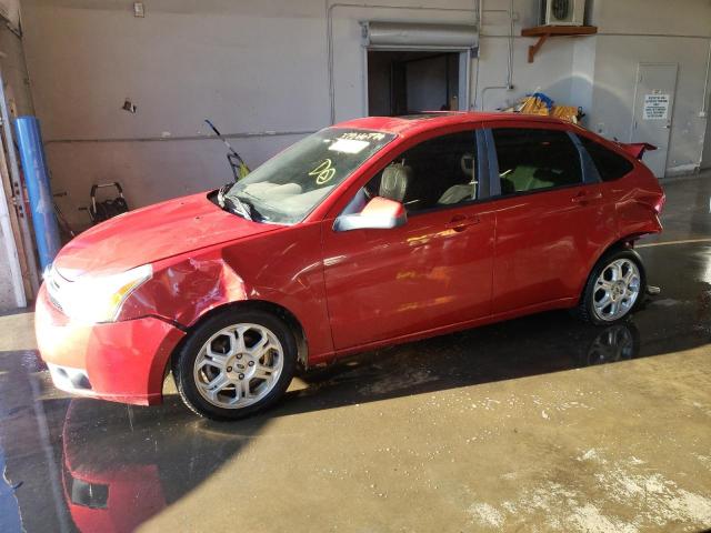 1FAHP36N69W266450 - 2009 FORD FOCUS SES RED photo 1