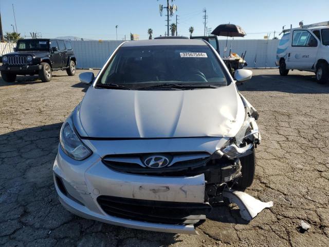 KMHCT5AE9DU127724 - 2013 HYUNDAI ACCENT GLS SILVER photo 5