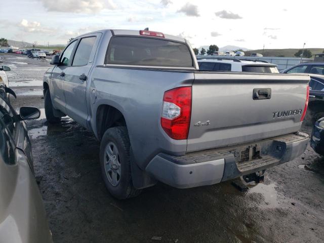 5TFDY5F18LX927511 - 2020 TOYOTA TUNDRA CREWMAX SR5 SILVER photo 2