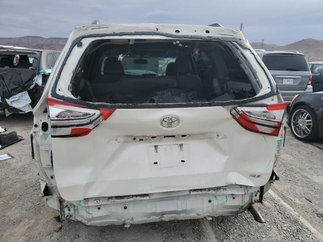 5TDYK3DC9GS763676 - 2016 TOYOTA SIENNA XLE WHITE photo 6