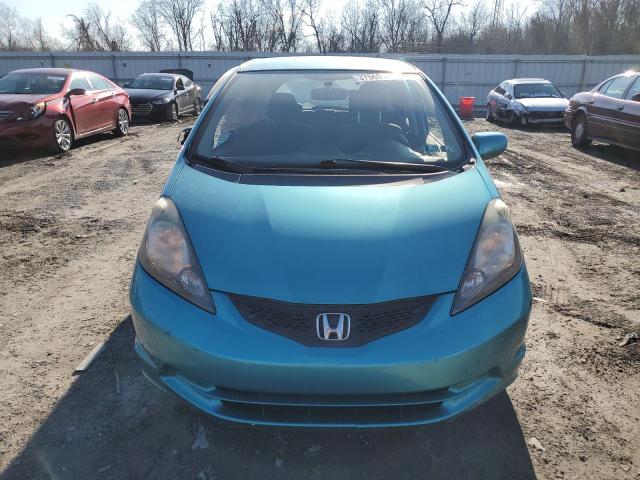 JHMGE8G31DC020615 - 2013 HONDA FIT BLUE photo 5