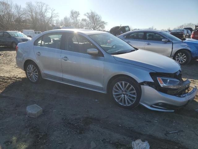 3VWD17AJ4FM233025 - 2015 VOLKSWAGEN JETTA SE SILVER photo 4