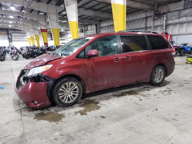 2014 TOYOTA SIENNA XLE, 