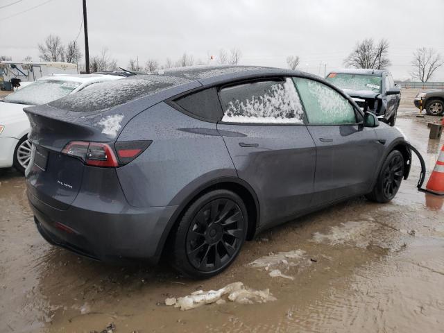 7SAYGDEE2PF745437 - 2023 TESLA MODEL Y GRAY photo 3