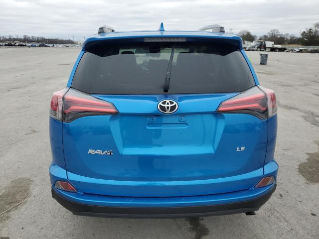 JTMZFREV1JJ731367 - 2018 TOYOTA RAV4 LE BLUE photo 6