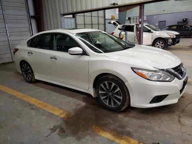 1N4AL3AP9GC285580 - 2016 NISSAN ALTIMA 2.5 WHITE photo 4