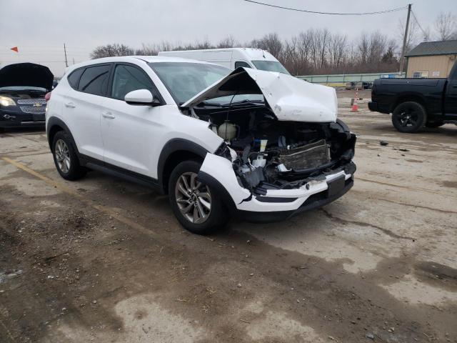 KM8J23A46GU032869 - 2016 HYUNDAI TUCSON SE WHITE photo 4