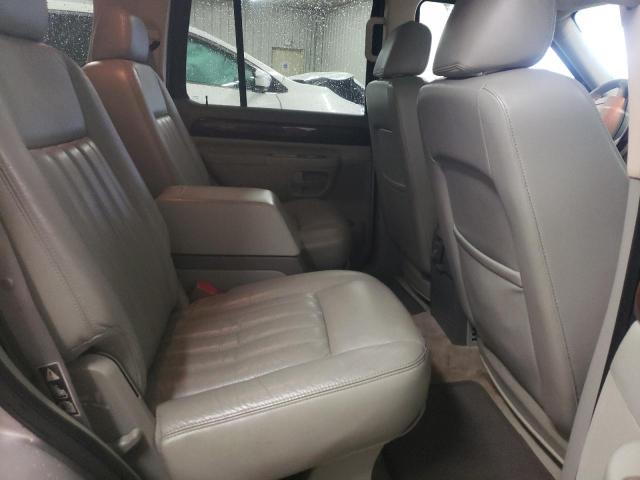 5LMEU78H13ZJ11744 - 2003 LINCOLN AVIATOR 银色 照片 11