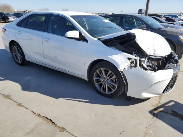 4T1BF1FK7GU192408 - 2016 TOYOTA CAMRY LE WHITE photo 4