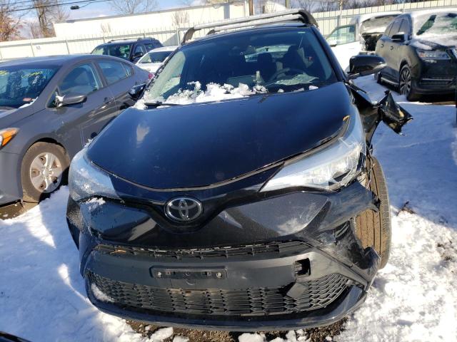 NMTKHMBX4MR122946 - 2021 TOYOTA C-HR XLE BLACK photo 5