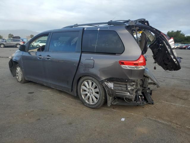 5TDYK3DCXCS242640 - 2012 TOYOTA SIENNA XLE GRAY photo 2