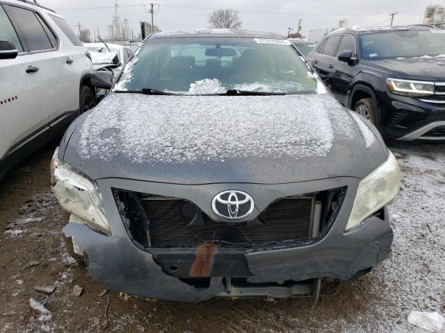 4T4BF3EK7AR036749 - 2010 TOYOTA CAMRY BASE GRAY photo 5