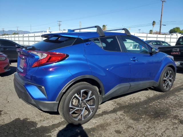 NMTKHMBX7JR057778 - 2018 TOYOTA C-HR XLE BLUE photo 3