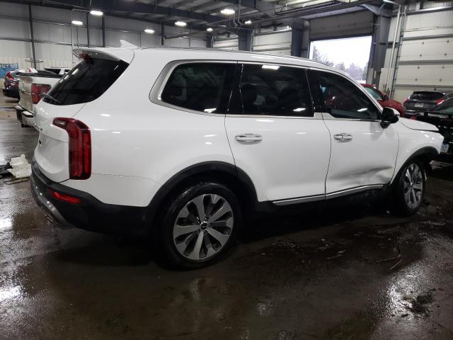 5XYP6DHC9NG322480 - 2022 KIA TELLURIDE S WHITE photo 3