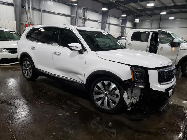 5XYP6DHC9NG322480 - 2022 KIA TELLURIDE S WHITE photo 4