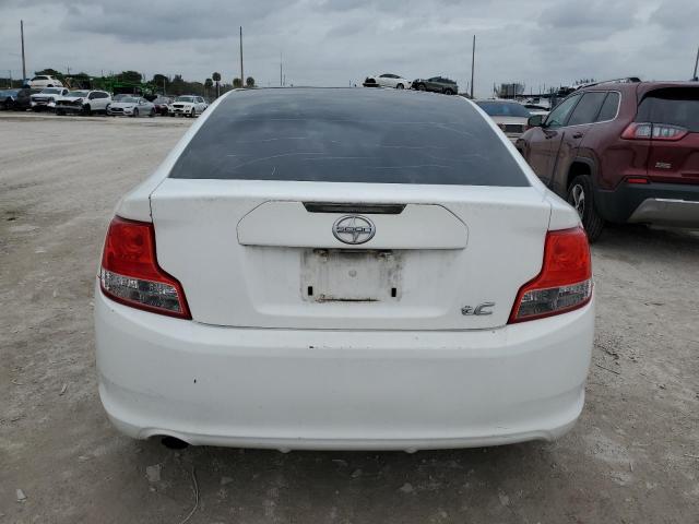 JTKJF5C75B3005231 - 2011 TOYOTA SCION TC WHITE photo 6