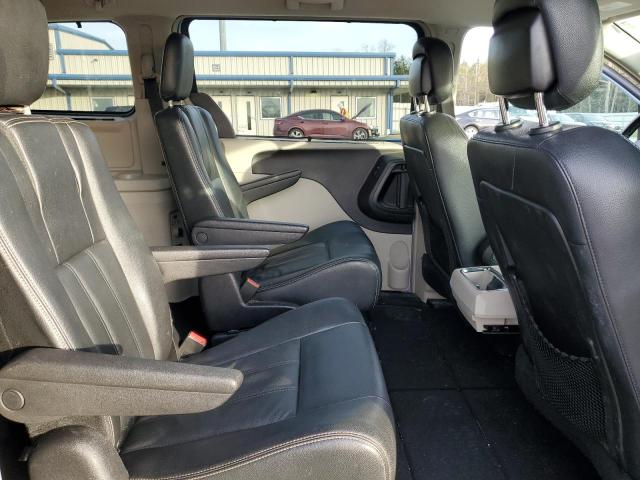 2C4RC1BG8GR284556 - 2016 CHRYSLER TOWN & COU TOURING BLUE photo 11