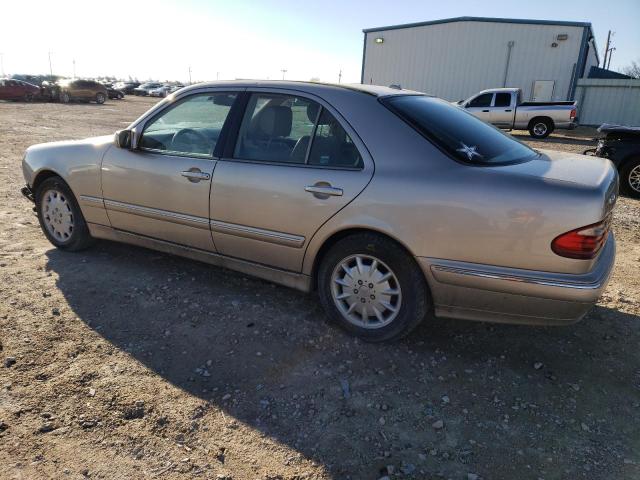 WDBJF65J9YB117680 - 2000 MERCEDES-BENZ E 320 BROWN photo 2