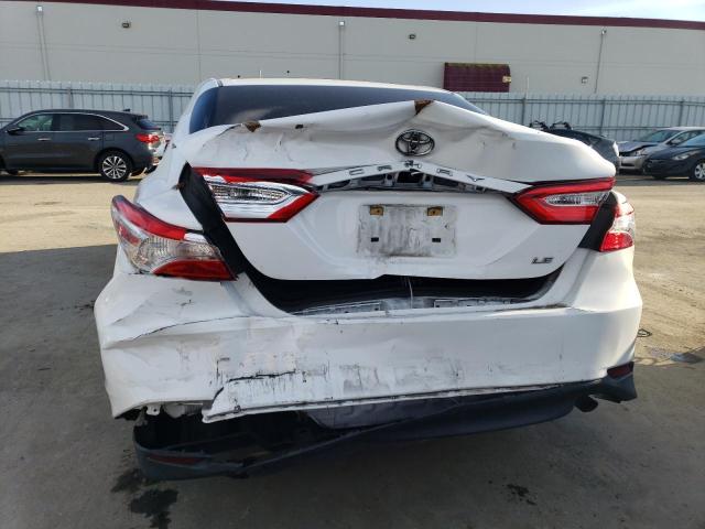 4T1B11HK7JU558855 - 2018 TOYOTA CAMRY L WHITE photo 6