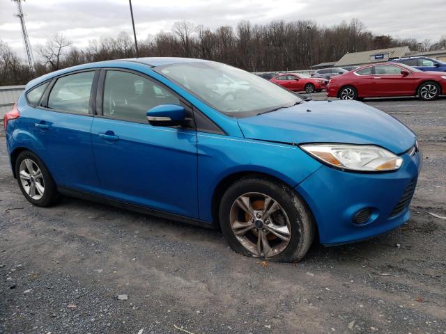 1FADP3K21EL366980 - 2014 FORD FOCUS SE BLUE photo 4