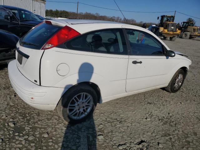 1FAHP31N07W199266 - 2007 FORD FOCUS ZX3 WHITE photo 3