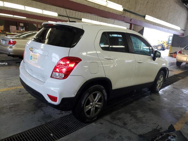 KL7CJKSMXNB527896 - 2022 CHEVROLET TRAX LS WHITE photo 3