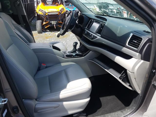 5TDJKRFHXGS235934 - 2016 TOYOTA HIGHLANDER XLE  ფოტო 5