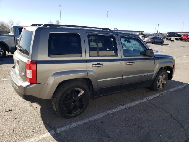 1C4NJPFB1CD539549 - 2012 JEEP PATRIOT LATITUDE GRAY photo 3