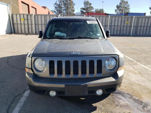 1C4NJPFB1CD539549 - 2012 JEEP PATRIOT LATITUDE GRAY photo 5