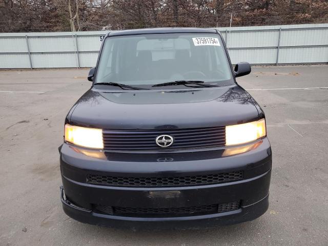 JTLKT324040169902 - 2004 TOYOTA SCION XB BLACK photo 5